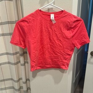Lululemon pink cropped short sleeve
